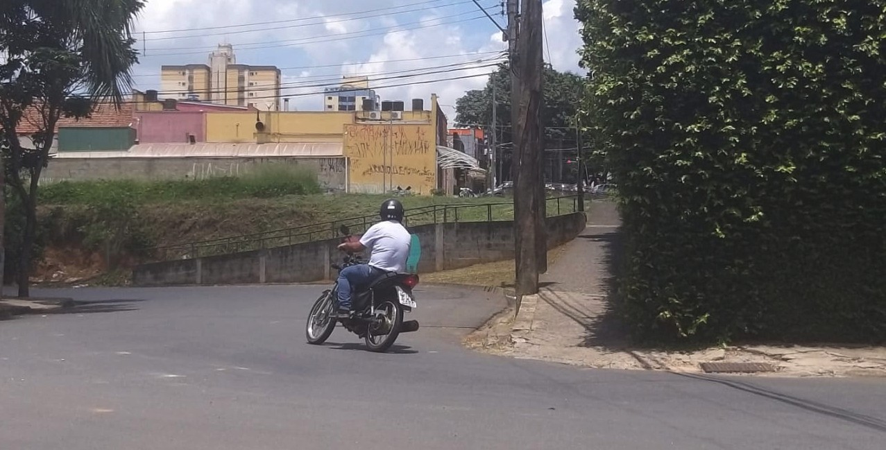 2020117_Poneis Corrimão Calçada 16.01.2020